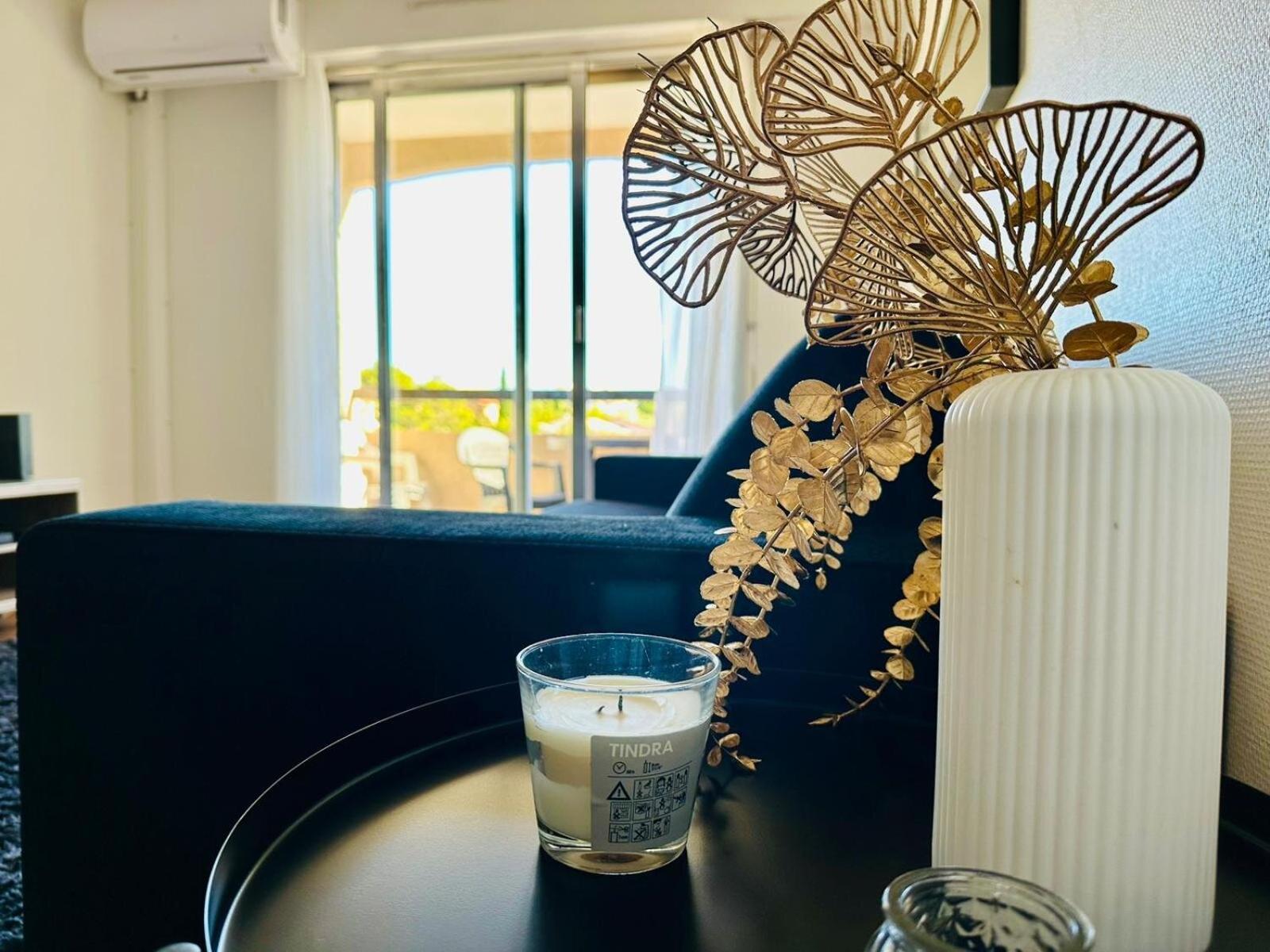 Le Pre - Port Frejus, Bord De Et Base Nature Apartment *