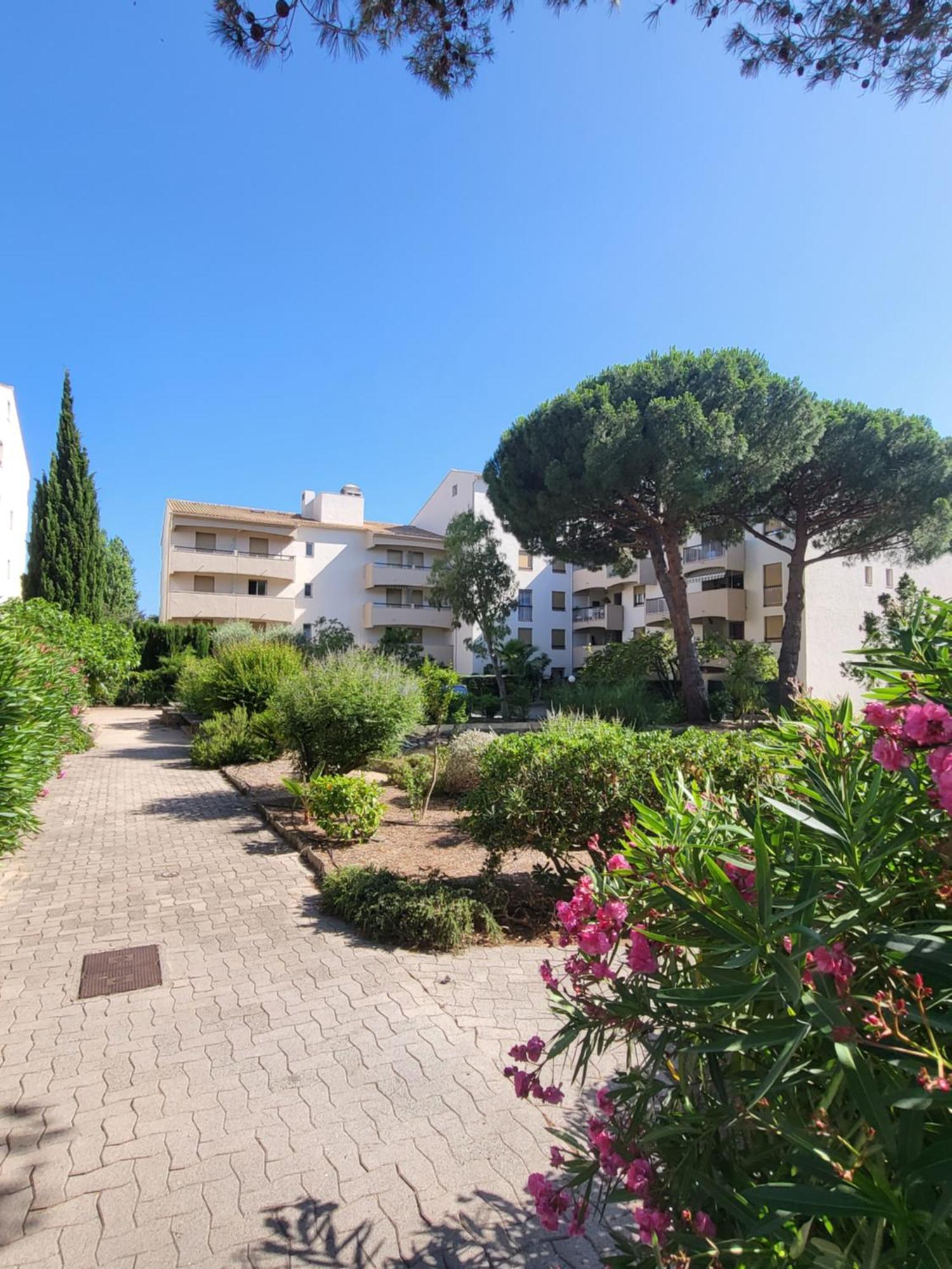 Le Pre - Port Frejus, Bord De Et Base Nature Apartment *